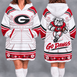 Georgia Bulldogs Fan Women’s Oversized Sherpa Blanket Hoodie